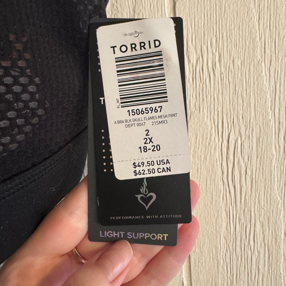 Torrid Skull Sports Bra - Picture 4 of 5